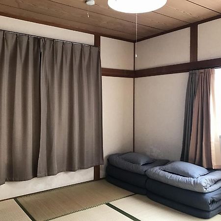 Golden Mile Apartment Amami Luaran gambar